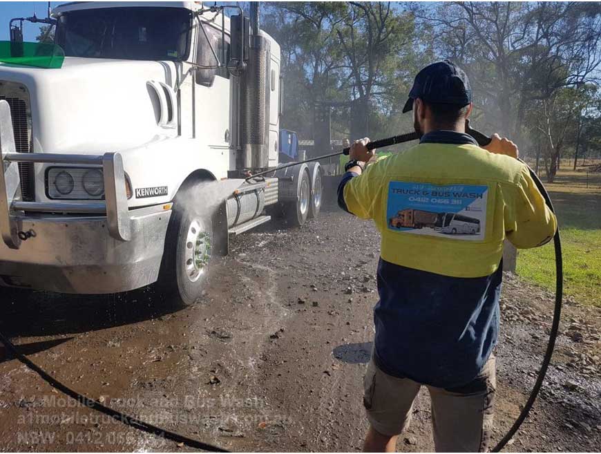 Why Washing Your Truck Or Bus Is Important?